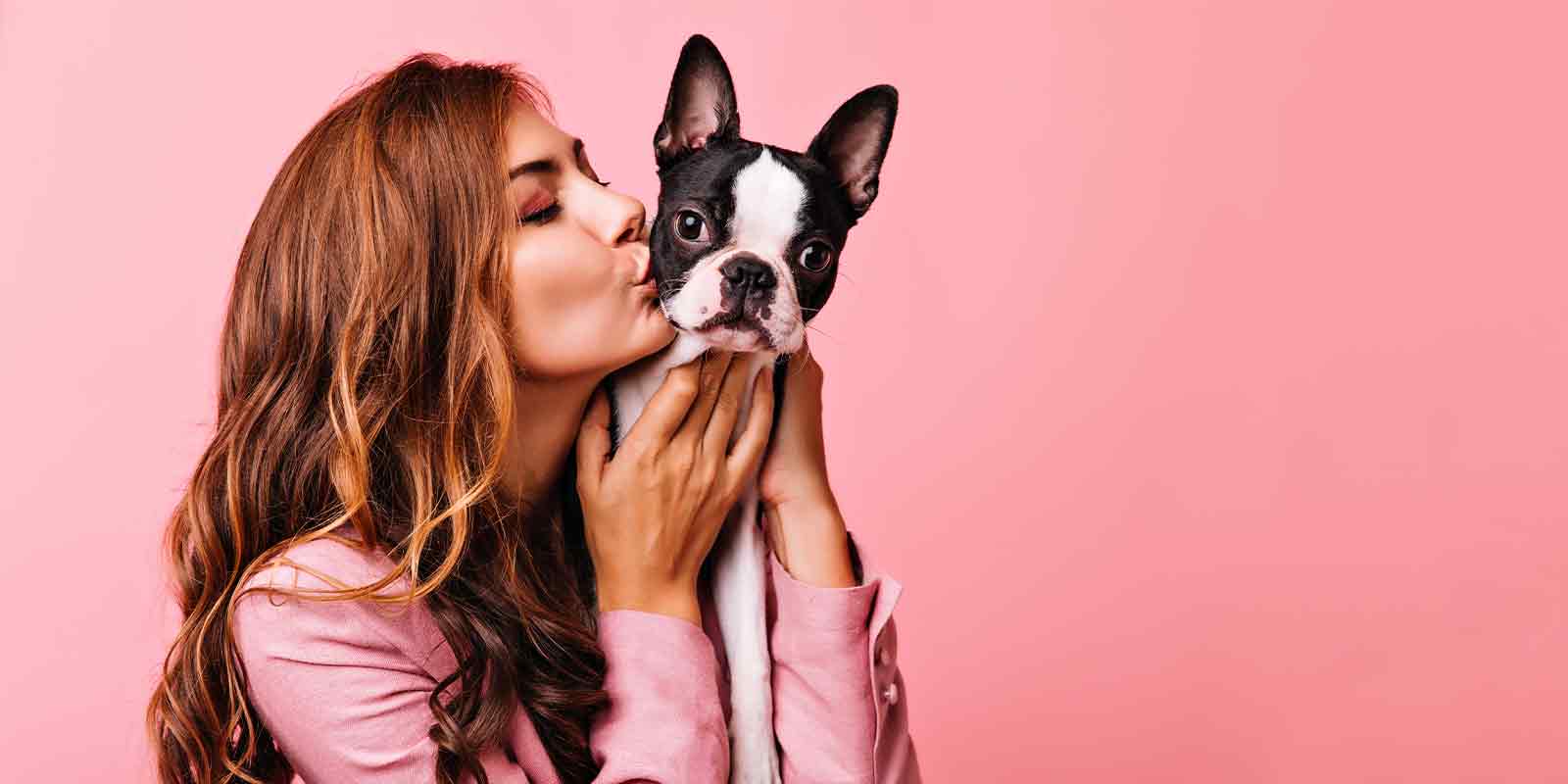women asking do female dogs prefer male owners